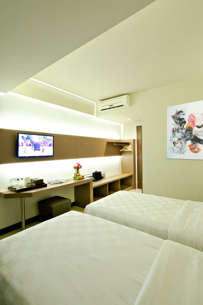 Euphoria Hotel Legian  Exterior photo